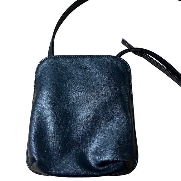 S-Q vegan leather crossbody bag - Picture 1 of 4